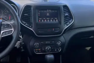 Jeep Cherokee 2021 Latitude 4dr SUV