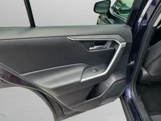 Toyota RAV4 2024 XLE 4dr SUV