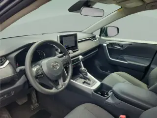 Toyota RAV4 2024 XLE 4dr SUV