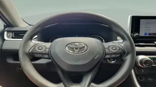 Toyota RAV4 2024 XLE 4dr SUV
