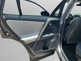 Toyota RAV4 2015 Limited 4dr SUV