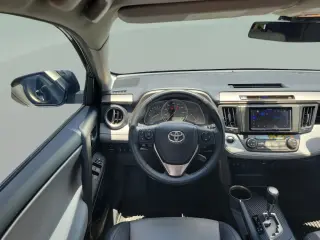 Toyota RAV4 2015 Limited 4dr SUV