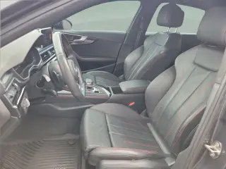 Audi A4 2018 AWD 2.0T quattro Premium Plus 4dr Sedan 7A