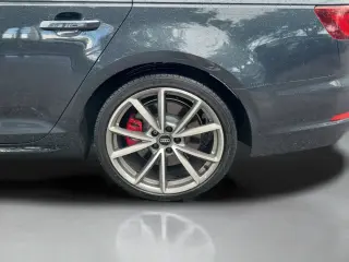 Audi A4 2018 AWD 2.0T quattro Premium Plus 4dr Sedan 7A
