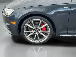 Audi A4 2018 AWD 2.0T quattro Premium Plus 4dr Sedan 7A