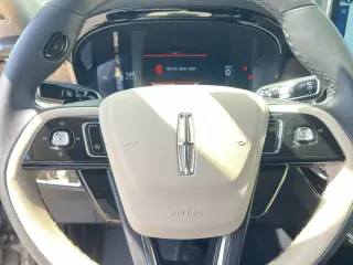 Lincoln Corsair 2025 Reserve 4dr SUV