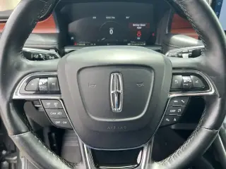 Lincoln Nautilus 2023 AWD Reserve 4dr SUV