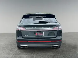 Lincoln Nautilus 2023 AWD Reserve 4dr SUV
