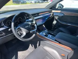 Audi A8 L 2021 AWD quattro 60 TFSI 4dr Sedan