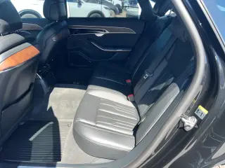 Audi A8 L 2021 AWD quattro 60 TFSI 4dr Sedan