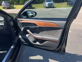 Audi A8 L 2021 AWD quattro 60 TFSI 4dr Sedan