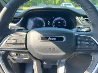 Jeep Grand Cherokee L 2024 4x4 Laredo 4dr SUV