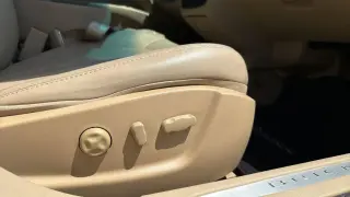 Buick Lucerne 2011 CXL 4dr Sedan