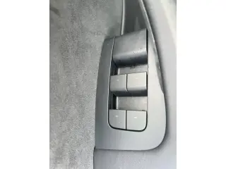 Tesla Model 3 2023 AWD Performance 4dr Sedan