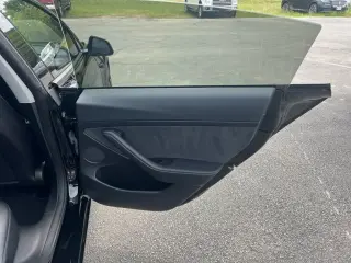 Tesla Model 3 2023 AWD Performance 4dr Sedan