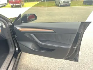 Tesla Model 3 2023 AWD Performance 4dr Sedan