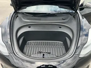 Tesla Model 3 2023 AWD Performance 4dr Sedan