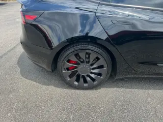 Tesla Model 3 2023 AWD Performance 4dr Sedan