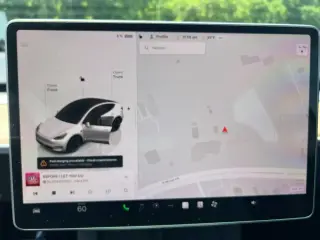Tesla Model Y 2023 AWD 4dr Crossover