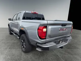 GMC Canyon 2024 4x2 Elevation 4dr Crew Cab 5 ft. SB