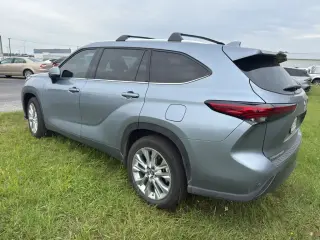 Toyota Highlander 2023 LE 4dr SUV