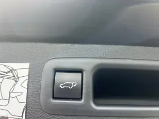 Toyota Highlander 2023 LE 4dr SUV