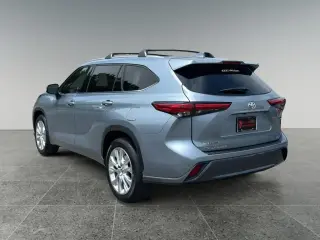Toyota Highlander 2023 LE 4dr SUV