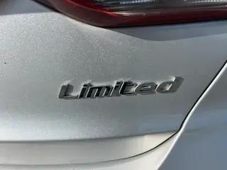 Hyundai ELANTRA 2018 SEL 4dr Sedan (US)