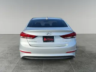 Hyundai ELANTRA 2018 SEL 4dr Sedan (US)