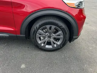 Ford Explorer 2024 XLT 4dr SUV