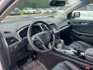 Ford Edge 2015 AWD Titanium 4dr Crossover