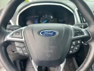 Ford Edge 2015 AWD Titanium 4dr Crossover