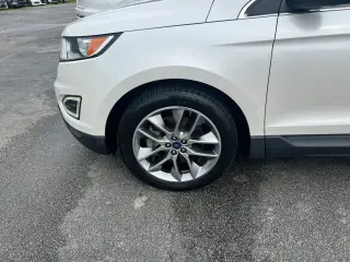 Ford Edge 2015 AWD Titanium 4dr Crossover