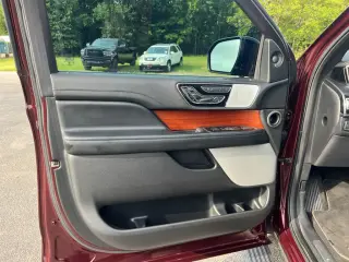 Lincoln Navigator 2018 4x4 Reserve 4dr SUV
