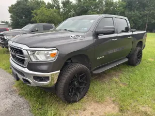 Ram 1500 2019 4x4 Big Horn 4dr Crew Cab 5.6 ft. SB Pickup