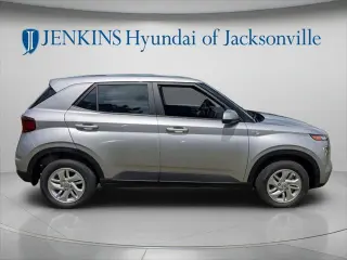 Hyundai VENUE 2025 SE 4dr Crossover