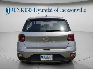 Hyundai VENUE 2025 SE 4dr Crossover