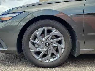 Hyundai ELANTRA 2024 SEL 4dr Sedan