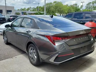 Hyundai ELANTRA 2024 SEL 4dr Sedan