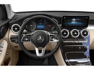 Mercedes-Benz GLC 2022 GLC 300 4dr SUV