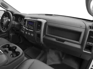 Ram 1500 2017 4x4 Tradesman 4dr Crew Cab 5.5 ft. SB Pickup