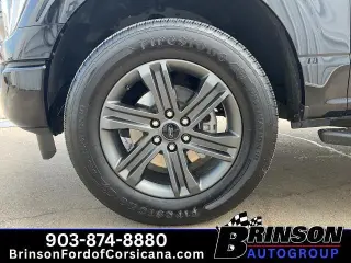 Ford F-150 2023 4x4 XL 4dr SuperCrew 5.5 ft. SB