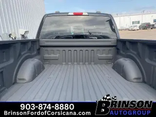 Ford F-150 2023 4x4 XL 4dr SuperCrew 5.5 ft. SB