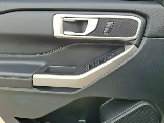 Ford Explorer 2023 AWD XLT 4dr SUV