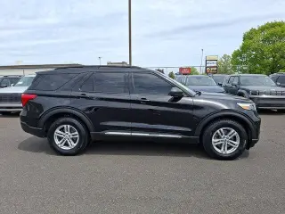Ford Explorer 2023 AWD XLT 4dr SUV
