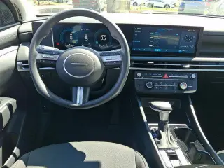 Hyundai TUCSON 2025 AWD SE 4dr SUV