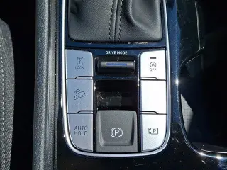 Hyundai TUCSON 2025 AWD SE 4dr SUV