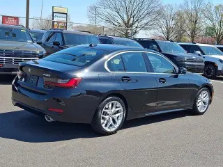 BMW 3 Series 2025 AWD 330i xDrive 4dr Sedan
