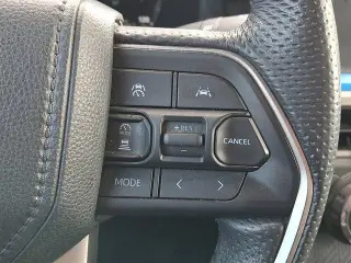Toyota Tacoma 2024 4x4 SR5 4dr Double Cab 5.0 ft SB