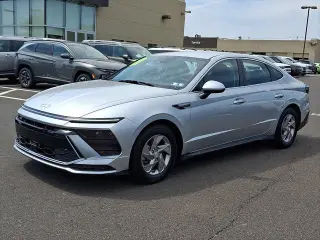 Hyundai SONATA 2025 SE 4dr Sedan